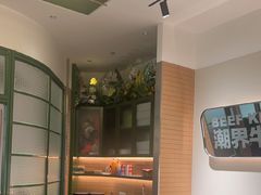 -潮界(LU·ONE凯德晶萃广场店)