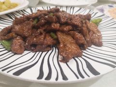 -梅龙镇酒家(南京西路总店)