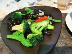 -港丽餐厅(高德置地店)