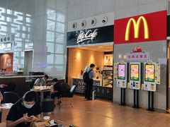 -麦当劳(高铁南站店)