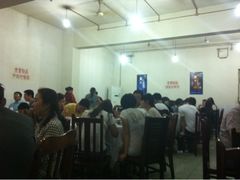 人太多了…味道巴士-温江公平红烧兔(总店)