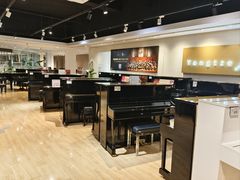 -柏斯音乐艺术中心·钢琴·吉他(上音店)