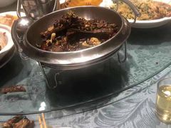 -老码头黑皮肘子锅包肉(赣水路店)