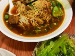 金牌牛肉面-甲乙饼·北京手工肉饼(西直门凯德茂店)