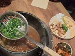 -蘑界·野生菌火锅(深业上城店)