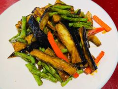 -鸿亨泰杂鱼馆(港馨家园店)