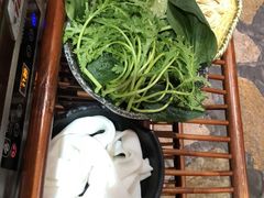 -东巴婆婆云南鱼豆花火锅(大东门店)