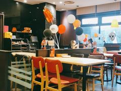 大堂-必胜客(漕宝路店)