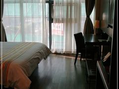 -如家精选酒店(苏州火车站万达广场地铁站店)