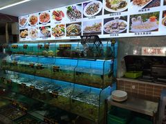 -覃记海鲜美食餐厅