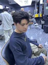 -藤野造型专业烫染接发