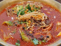 -张翻越·川渝冒菜·武汉黑鸭煲(城北万象城店)