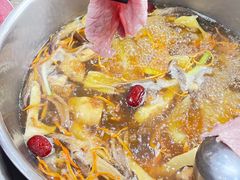 -乳仔牛牦牛汤锅 烤羊排(松潘古城店)