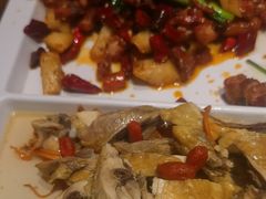 -隔壁老王·家常云南菜(花巷店)