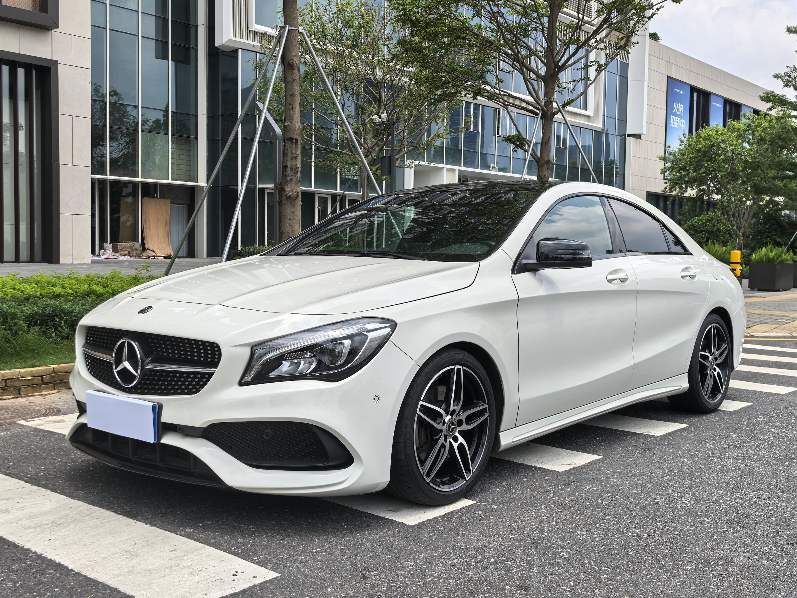 cla220奔驰报价2018款图片