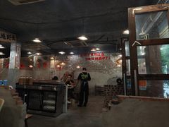 -三里屯土灶炖公鸡地锅鸡(江东店)