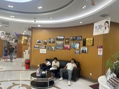 -雅悦齿科(顾村公园店)