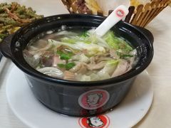 -闫家驴肉老店(华电一校店)