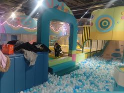 -探奇游乐园(烟台大悦城店)