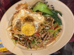 -方铲铲·成都板凳面(滨江银泰店)