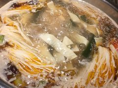 -七欣天香辣蟹火锅(无锡金太湖国际城店)