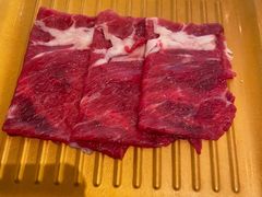 -牛YO寿喜烧·铁板烧和牛火锅自助(市府恒隆店)
