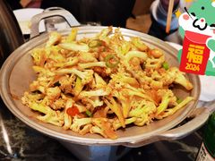 -吴记酱骨炖菜馆(康安路店)