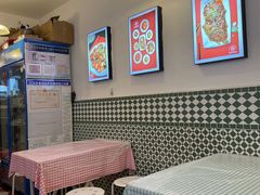 -捌贰虾蟹·江湖菜馆(江汉路店)