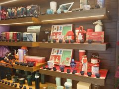 -星巴克臻选(济南万达店)