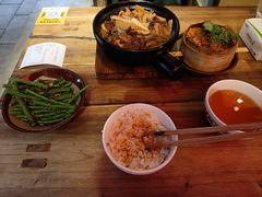 -有红鸡毛店·砂锅菜(抚琴夜市店)