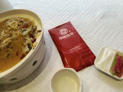 -湖庭壹品鸭王·传统北京烤鸭·别墅私房菜·庭院宵夜(江宁店)