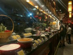 -万重锦·人文川菜馆(骡马市店)