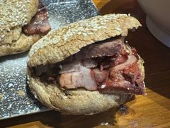 饼夹肘子-老天桥酱肉烧饼夹肘子(天桥店)