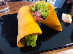 煎牛里脊肉卷饼-Moka Bros 摩卡站(西单大悦城店)