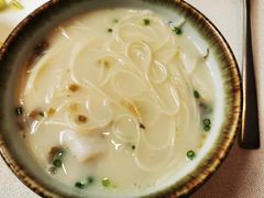 雪菜黄鱼面-逸道(益丰·外滩源店)