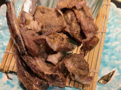 -山川小町·极番烧肉(新地假日广场店)