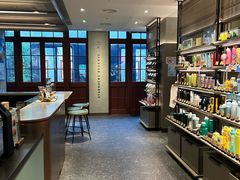 -星巴克臻选(上海今潮8弄店)