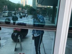 -Acne Studios(芮欧百货店)