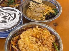 -雙冲柳州螺蛳粉&酸嘢&桂林米粉(簋街店)