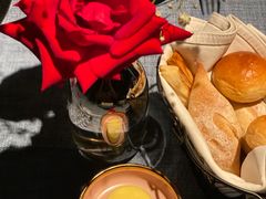 -弦月窗LUNETTE BY AMANDA(复兴路店)