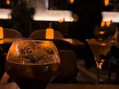 -FOUR PLAY BAR