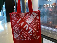 -lululemon(上海浦东IFC店)