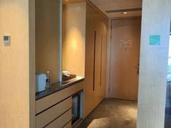 -苏州汇融广场假日酒店