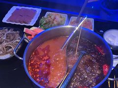 -唯爱KTV聚会餐厅(仙林东城汇店)