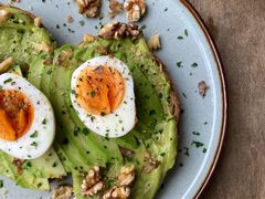 牛油果煮蛋吐司-RAC BAR(安福路店)