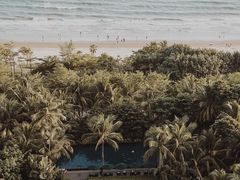 -三亚湾海居铂尔曼度假酒店