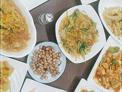 -东北风味思缘食府(对湖路店)