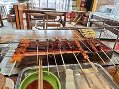 -哈尔滨小酒馆·鲜肉现穿自助烧烤(康新花园店)