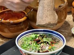 -云阿蛮云南生烫牛肉米线(奉贤路店)