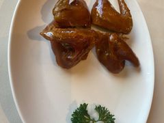 玻璃脆皮乳鸽-利苑酒家(金宝店)